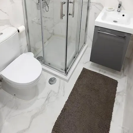 Apartamento T2 Vista Mar F - *